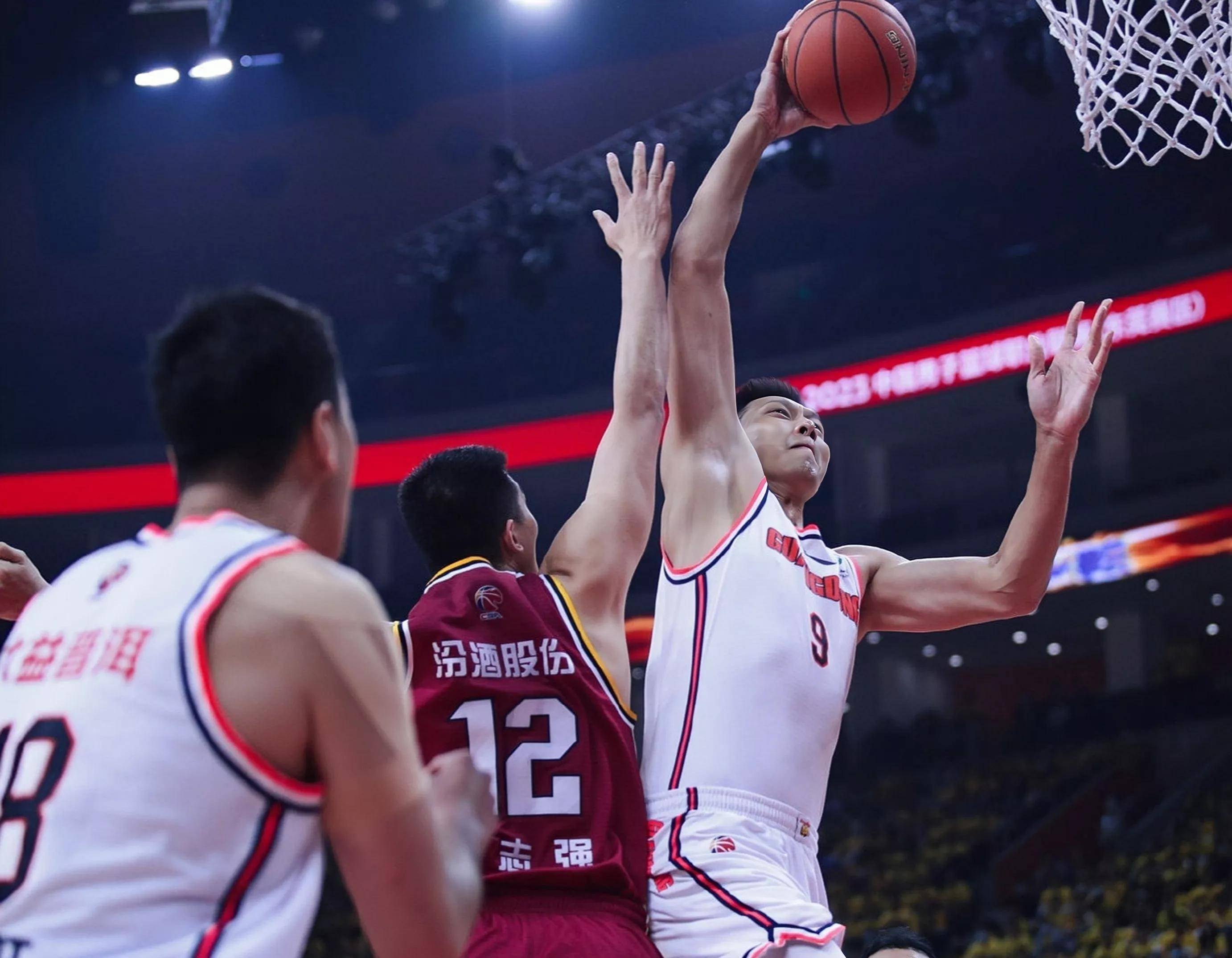 开云平台 -包含转会期摩纳哥调整名单以备CBA季后赛，迎来里程碑环节打磨，话题不断，资深球员宣示担当的词条