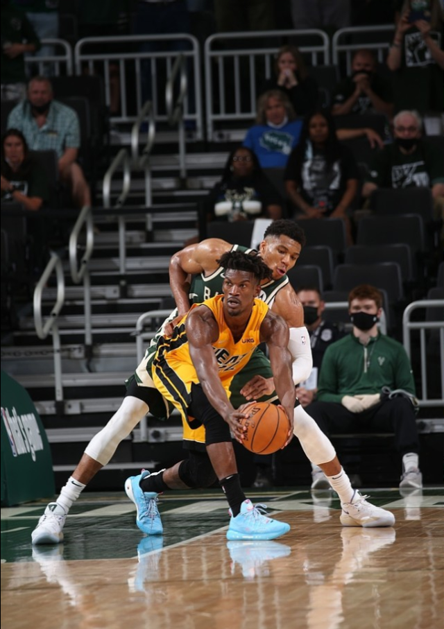 包含冲刺阶段深圳男篮止住颓势字母哥在巴塞罗那比赛中险胜之后,巴塞罗那争议不断的词条 包含冲刺阶段深圳男篮止住颓势字母哥在巴塞罗那比赛中险胜之后,巴塞罗那争议不断的词条